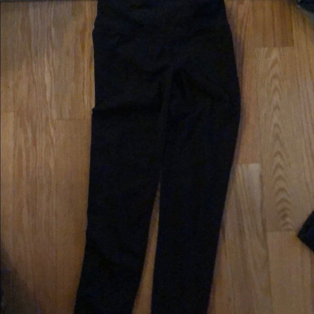 black leggings